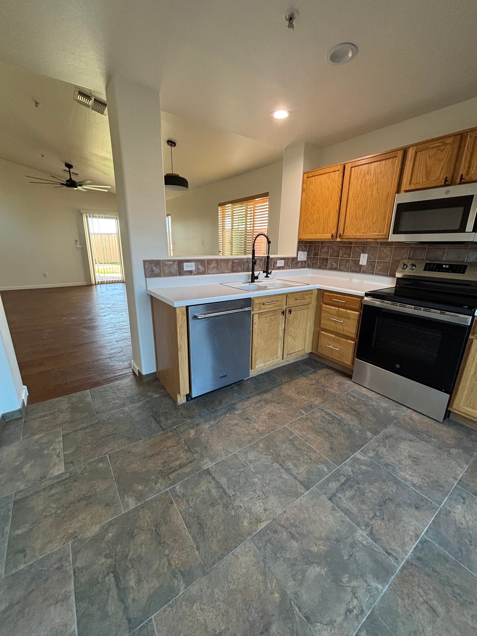 Building Photo - 15742 N 102nd St