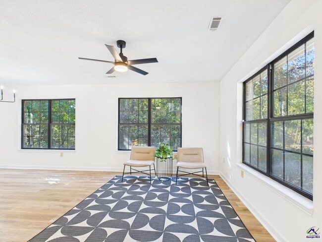 Building Photo - 4508 Bon Ayer Cir