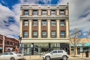 Building Photo - The Wilson Club