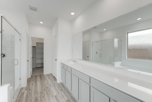Building Photo - 31415 Beacon Cove Trl