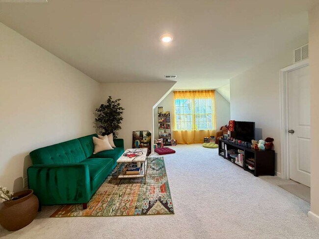 Building Photo - 15107 Nichols Hall Dr