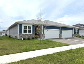 Building Photo - 724 Mallard Dr