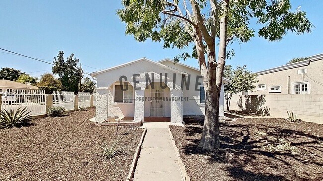 Building Photo - Upgraded 4Bd 2Ba Home