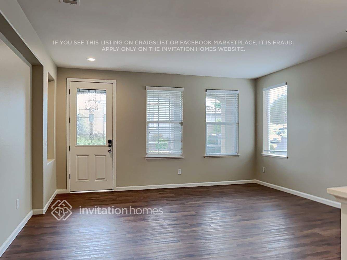 Building Photo - 1108 Villaggio Cir