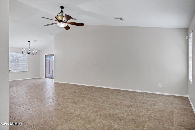 Building Photo - 2943 E Mead Dr