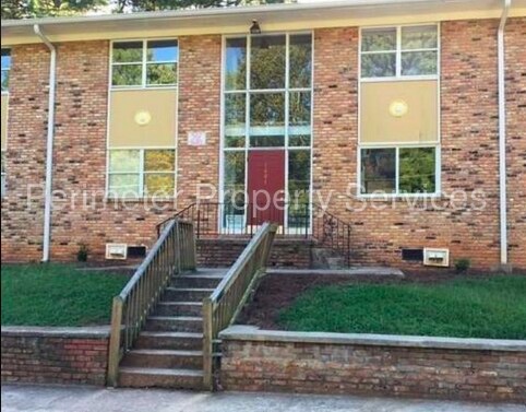 Primary Photo - HALF OFF FIRST MONTH'S RENT!!!