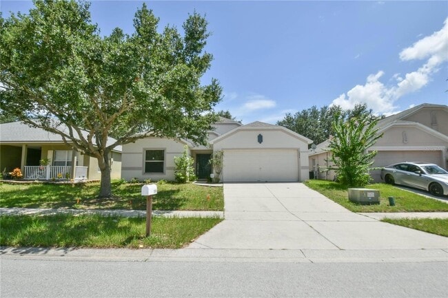 Primary Photo - 1094 Bluegrass Dr
