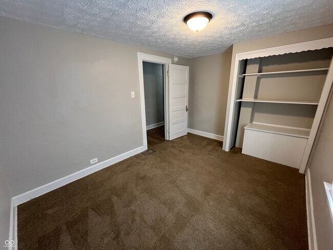 Building Photo - 560 Udell St