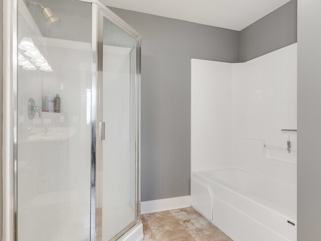 Building Photo - 15749 W Crobally Way