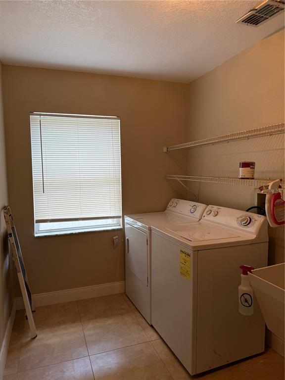 Building Photo - 1373 Foxforrest Cir