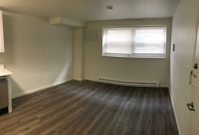 Interior Photo - 510 5th Ave