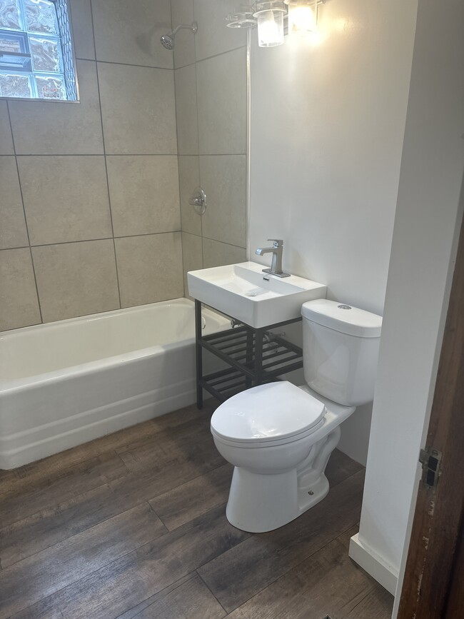 Building Photo - 8634 S Carpenter St