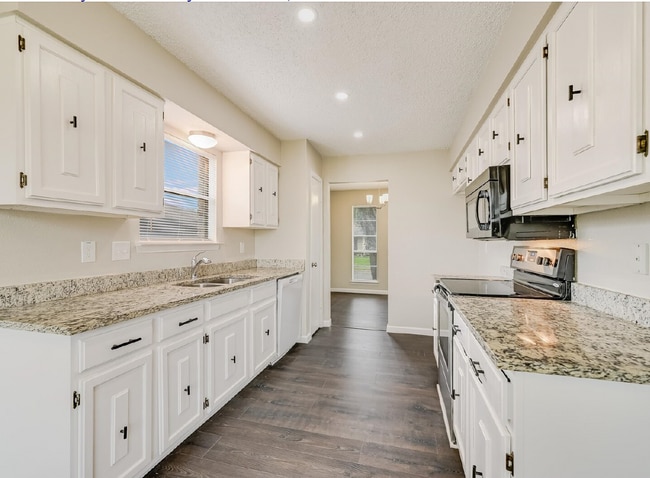 Building Photo - 14306 Ridge Point Dr