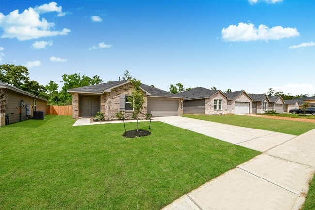 Building Photo - 27458 Serene Pne Dr
