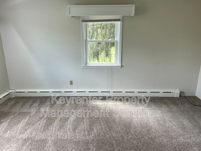 Building Photo - 209 Tanner Ln