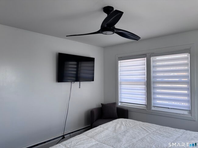 Building Photo - 94 Prospect Ave