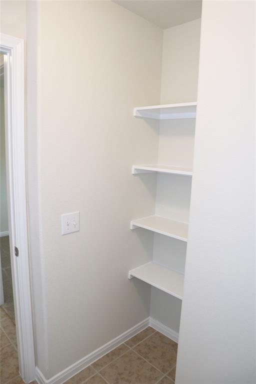 Building Photo - 12323 Skyview Manor Dr