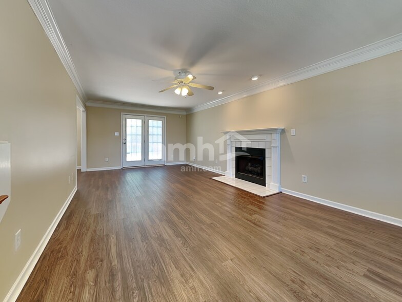 Building Photo - 2534 Fernbank Rd