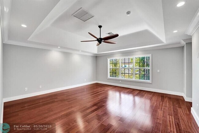 Building Photo - 1326 SW 23rd St