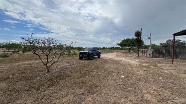 Building Photo - 17 N Seminary Rd