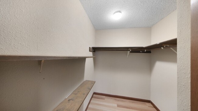 Building Photo - 3 Bed 2.5 Bath - Penn Cove Views - Groups - Pet Friendly - Shed