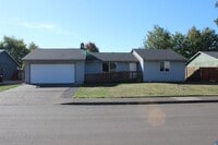 Building Photo - Recently updated 4 bedroom and 2 bath home...