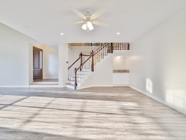 Building Photo - 12929 Kingsbridge Ln