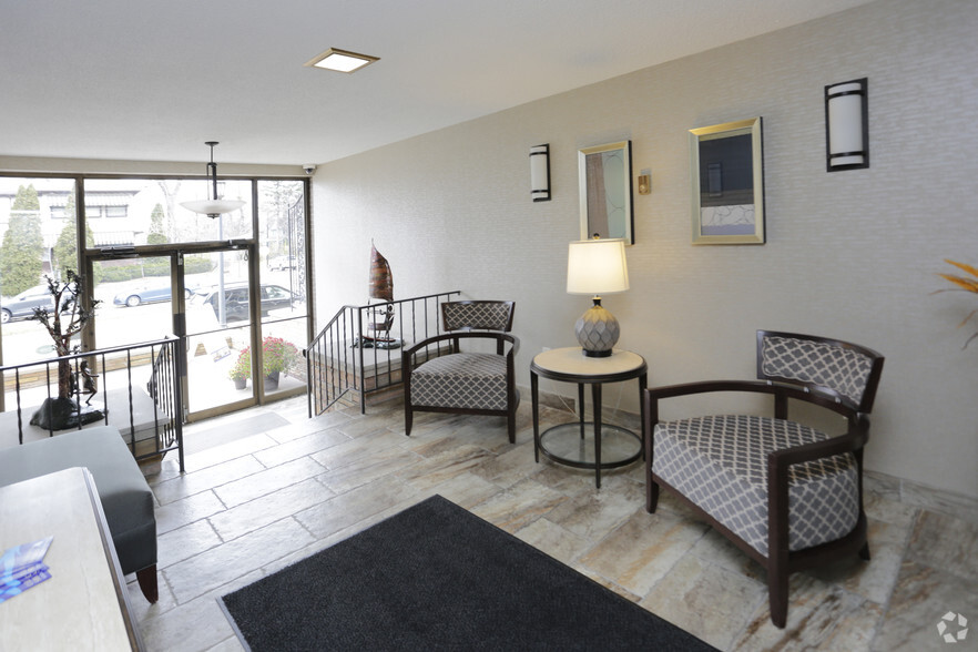 Interior Photo - The Shores