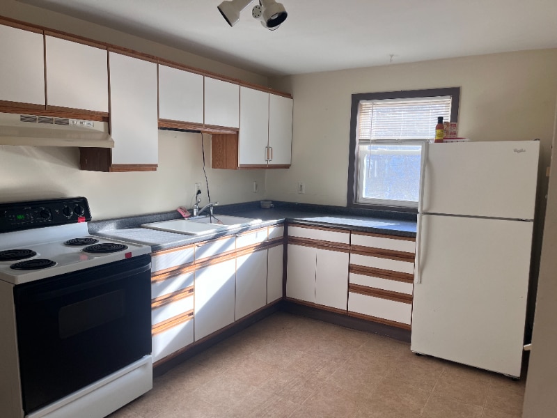 Building Photo - 204 Pekin Ave