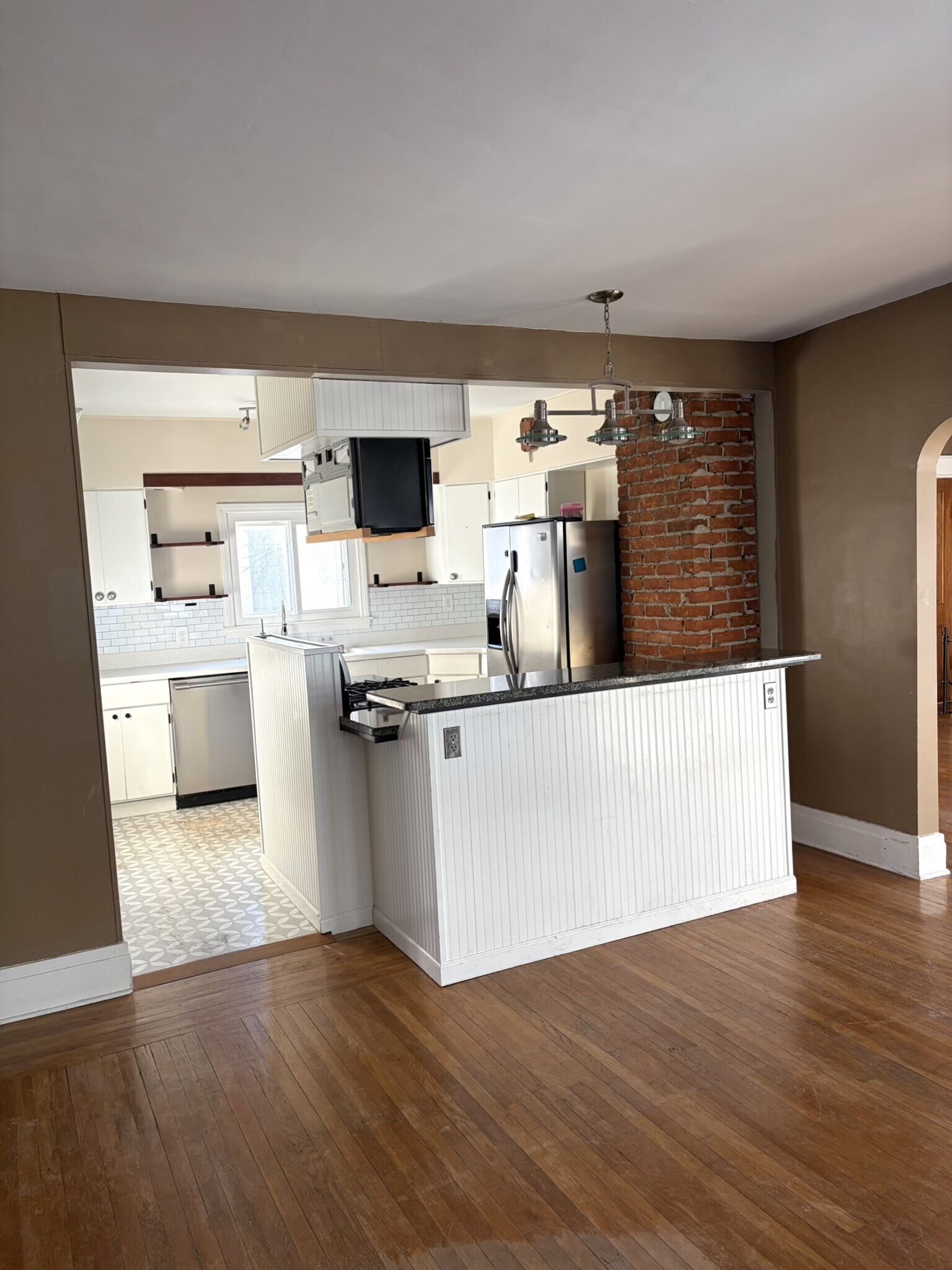 Building Photo - 159 Carmel Rd