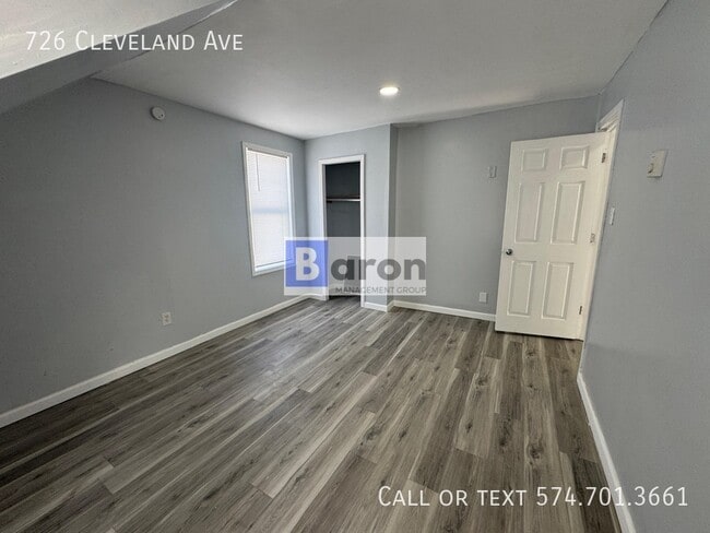 Building Photo - 726 N Cleveland Ave