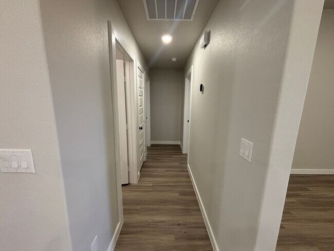 Building Photo - Available NOW!!!!