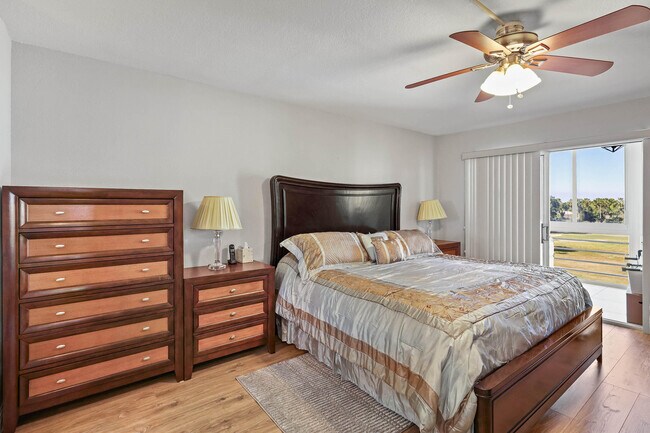 Building Photo - 3951 Via Poinciana