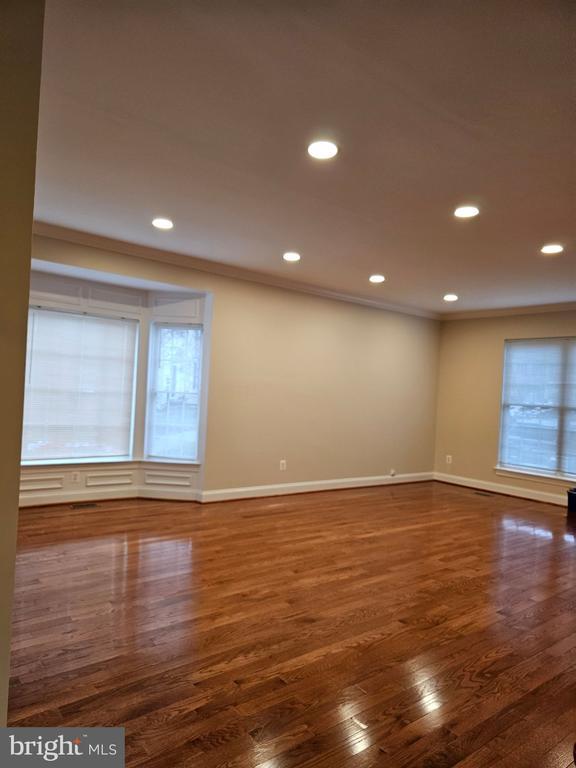 Building Photo - 14100 Madrigal Dr