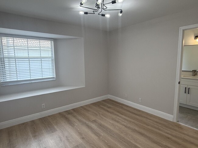 Building Photo - 7218 Panache Way