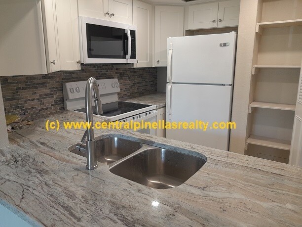 Building Photo - 1250 S Pinellas Ave