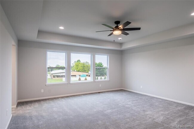 Building Photo - 24180 Liberty Hill Dr