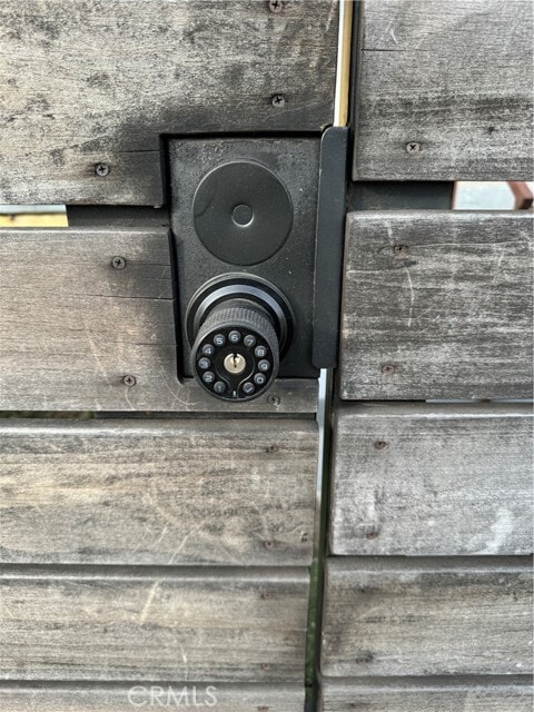 Building Photo - 847 W Gage Ave