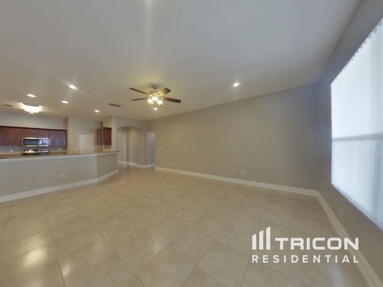 Building Photo - 4859 Orange Grove Way