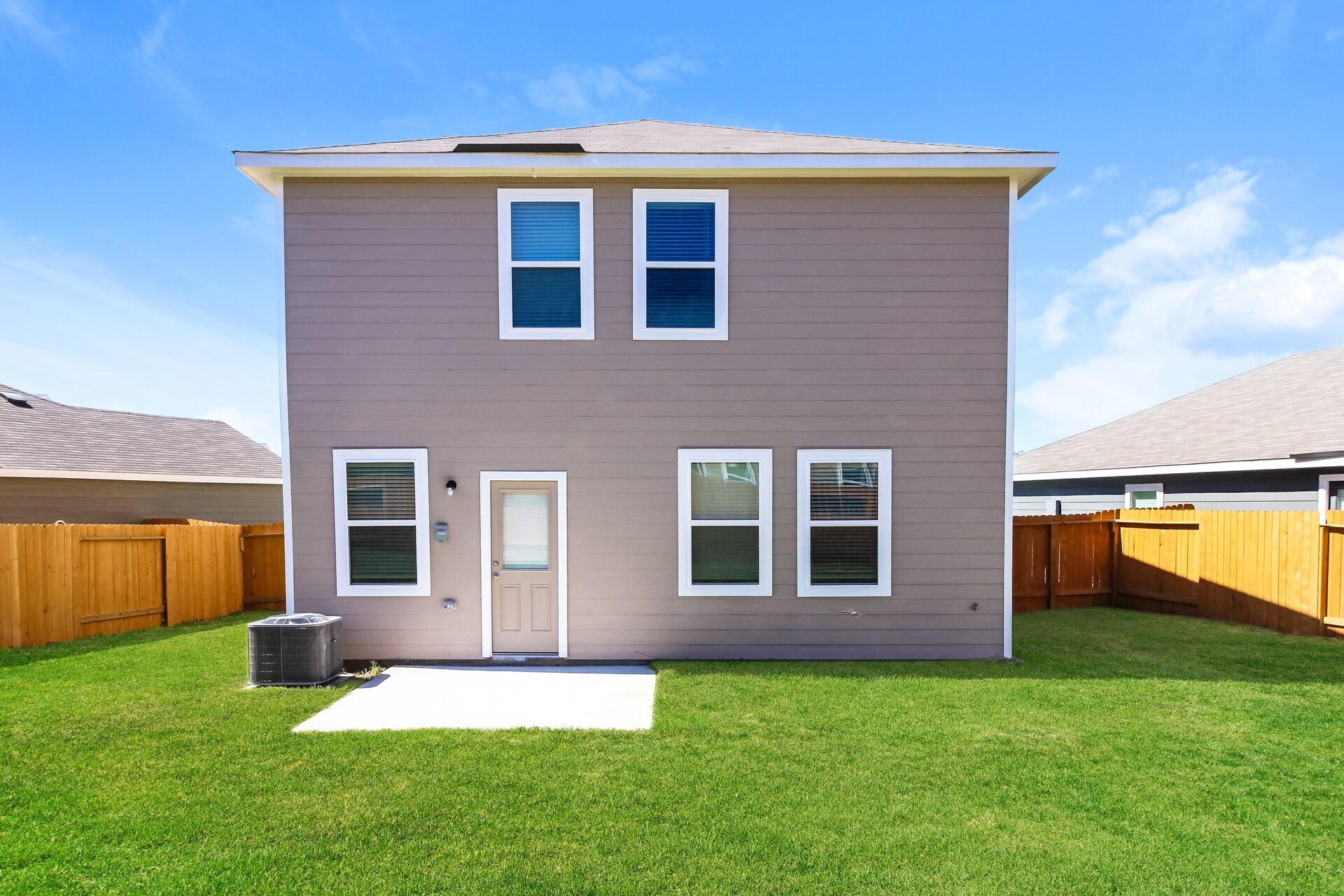 Building Photo - 22083 Ellison Dr