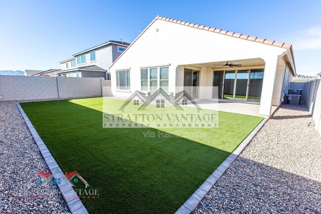 Building Photo - 17625 W Pasadena Ave