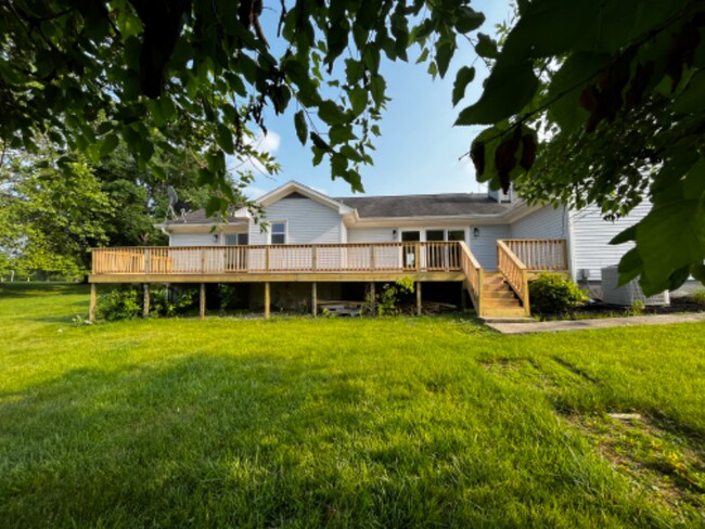 Building Photo - 3905 Carriage Hill Dr