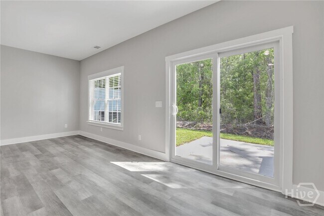 Building Photo - 105 Sherwood Ct