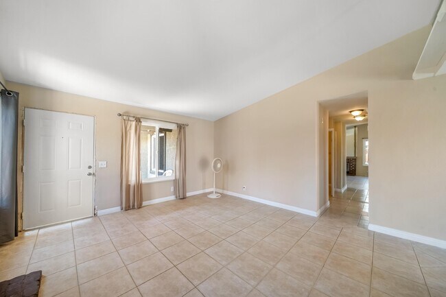 Building Photo - 81402 Palmwood Dr