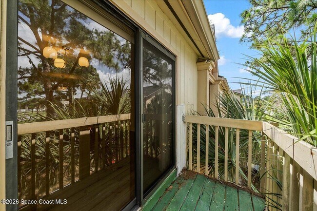 Building Photo - 2190 Forest Knoll Dr NE