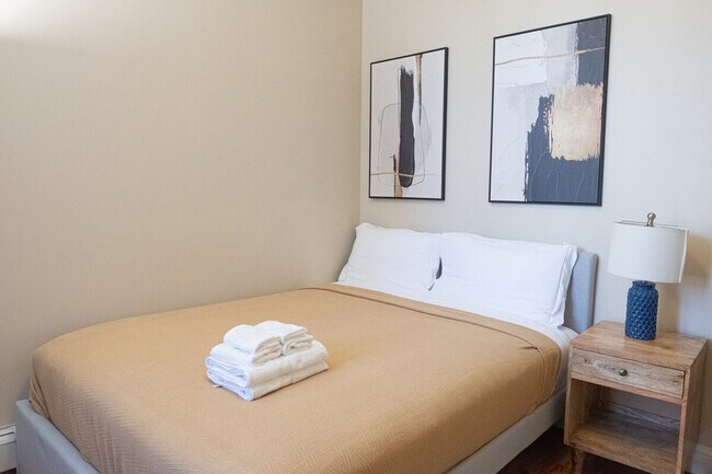 Building Photo - 234 W 112th St