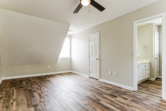 Building Photo - 821 Meriweather Dr