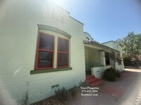 Building Photo - N. Miranda 319-321