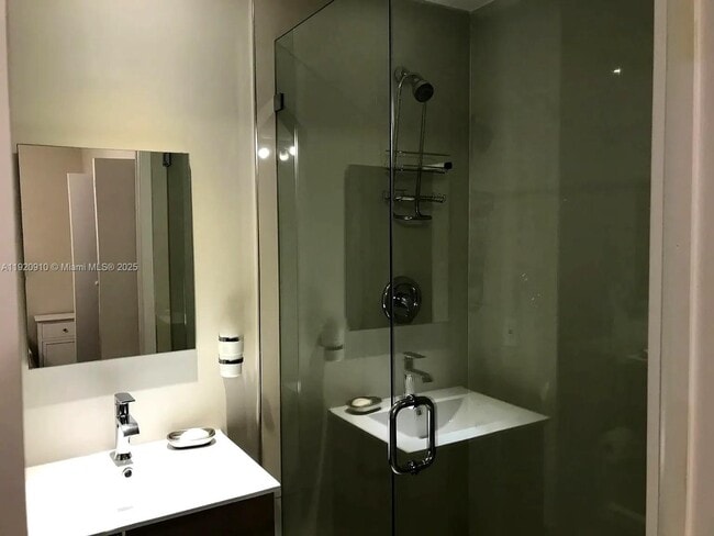 Building Photo - 300 Galen Dr