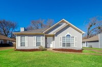 Building Photo - 104 Stonehaven Dr